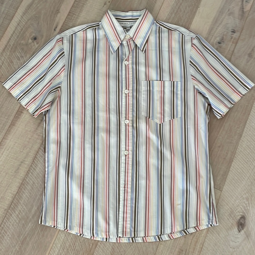 Trina Turk short sleeve stripe Pocket shirt. Large
